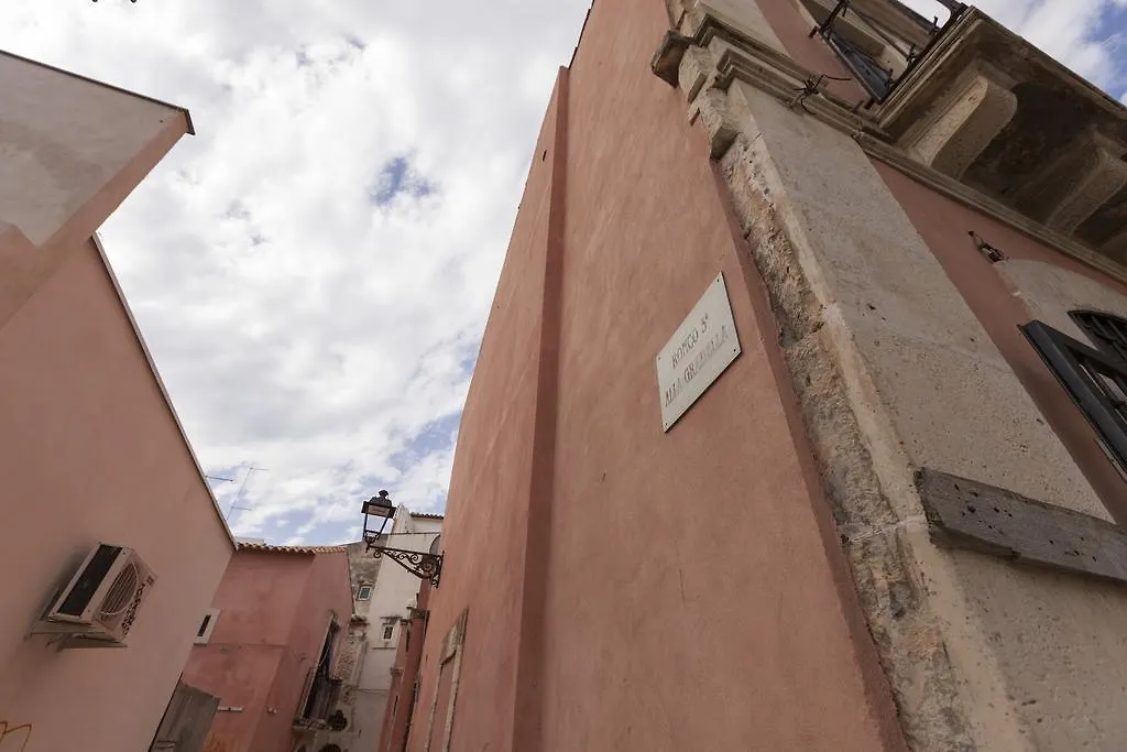 Ortigia Deluxe S.A.L. Villa Syracuse