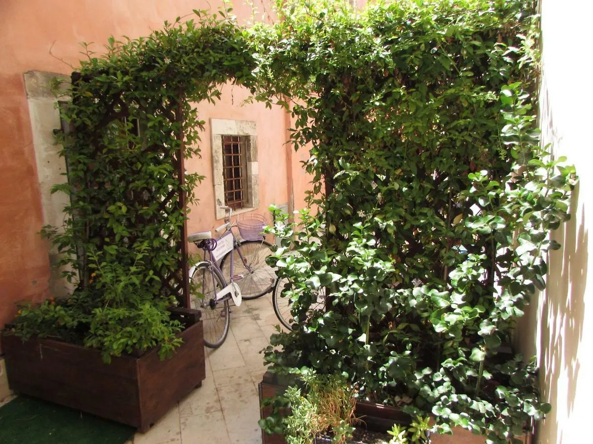 Ortigia Deluxe S.A.L. Villa Syracuse Italy